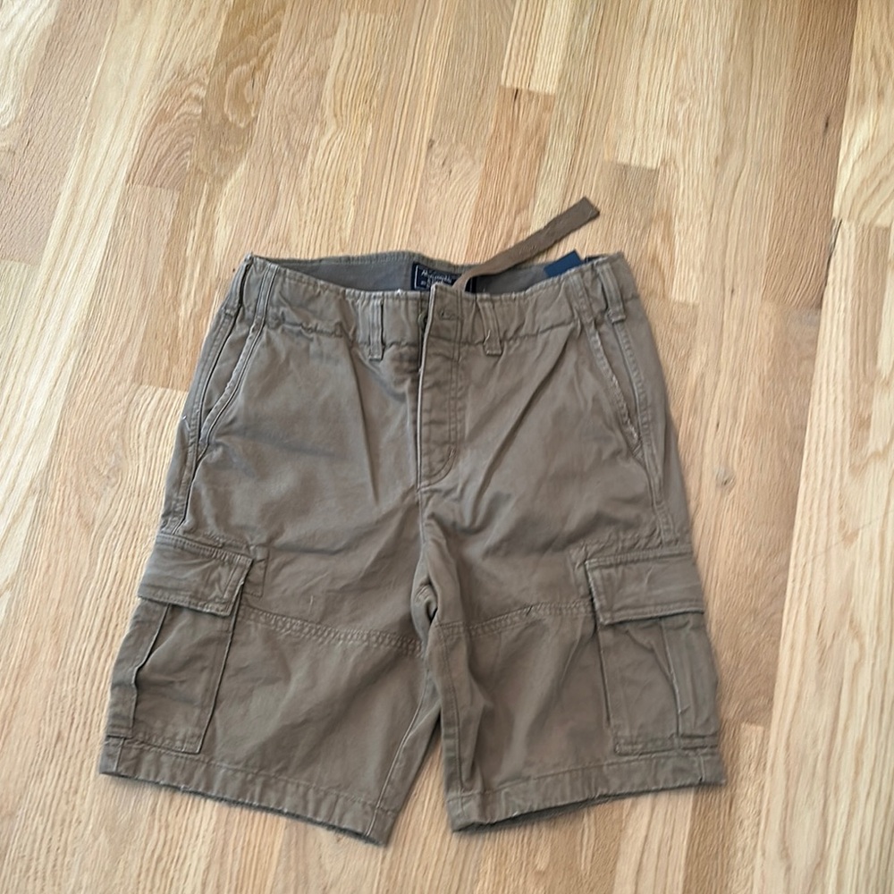 Abercrombie & Fitch Tan Cargo Shorts Relaxed Fit